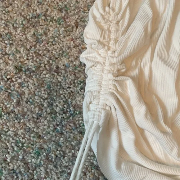 White Ribbed Tank top - Picture 4 of 4